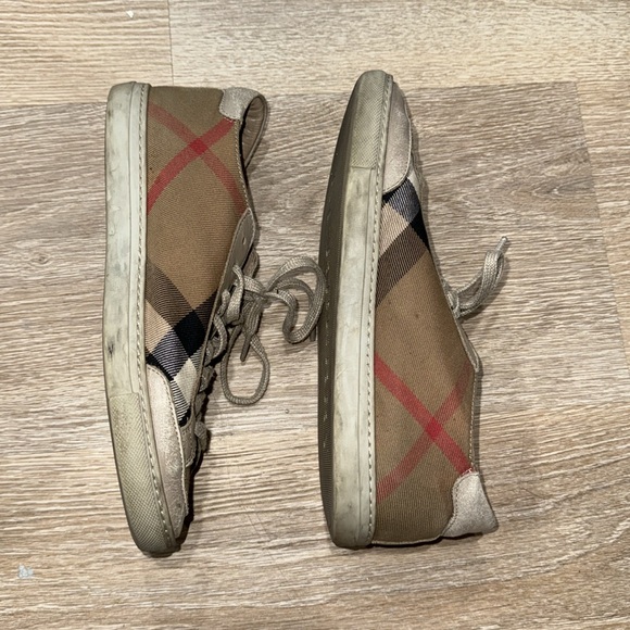 Burberry sneakers - Picture 7 of 7